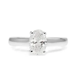 18ct White Gold Oval Diamond Solitaire Ring