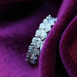 18ct White Gold Oval Diamond Band