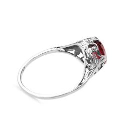 14ct White Gold Paste Vintage Ring