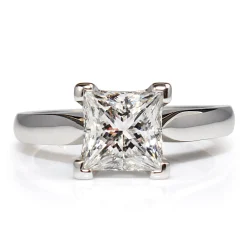18ct White Gold Princess Cut Diamond Solitaire