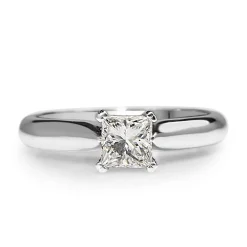 18ct White Gold Princess Cut Diamond Solitaire Ring