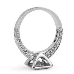18ct White Gold Princess Cut Diamond Halo Ring