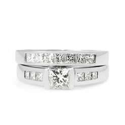 18ct White Gold Princess Cut Diamond Ring