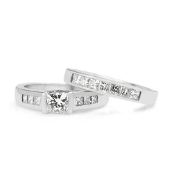 18ct White Gold Princess Cut Diamond Ring