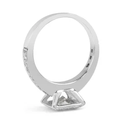 18ct White Gold Princess Cut Diamond Halo Ring