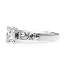 18ct White Gold Radiant and Baguette Diamond Solitaire Ring
