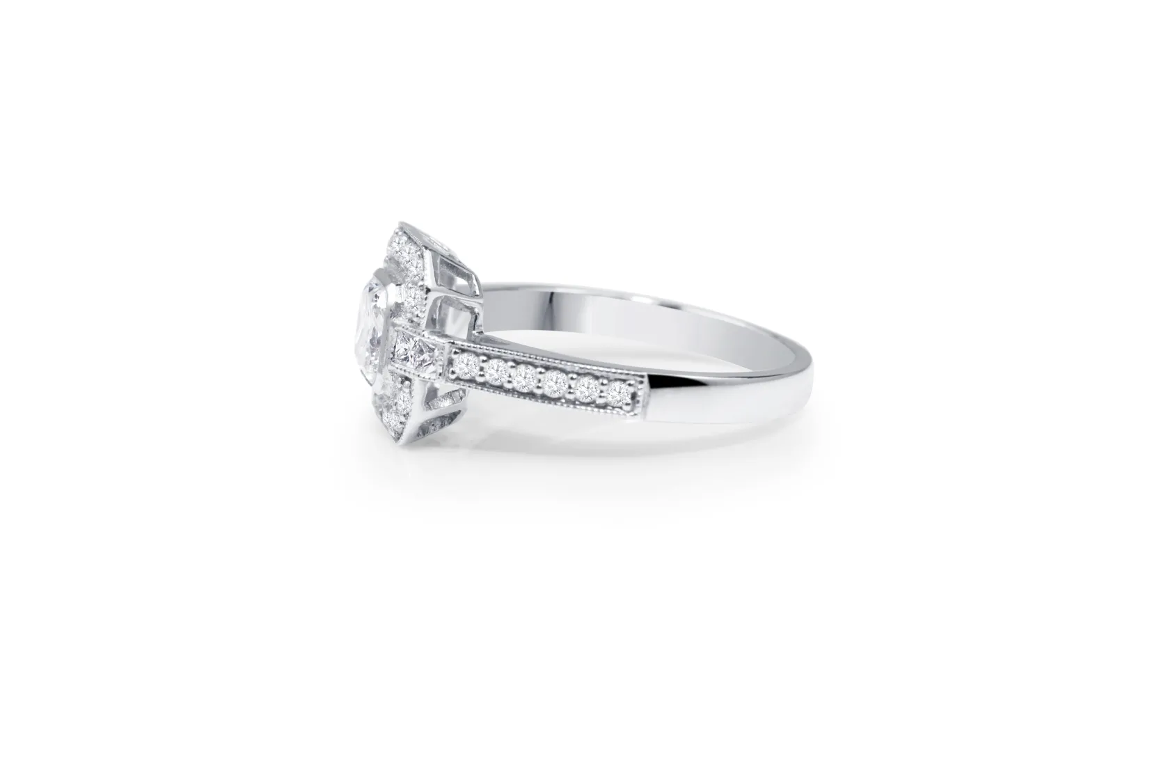 18ct White Gold Radiant Diamond Halo Ring