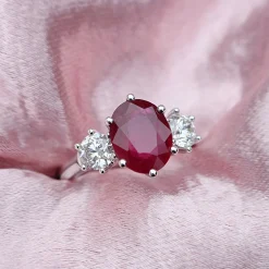 18ct White Gold Ruby and Diamond 3 Stone Diamond Ring