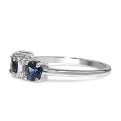 14ct White Gold Sapphire and Diamond 5 Stone Ring