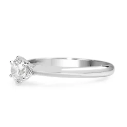 18ct White Gold Solitaire Diamond Ring