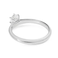18ct White Gold Solitaire Diamond Ring