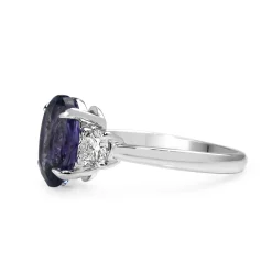 18ct White Gold Tanzanite and Diamond 3 Stone Diamond Ring