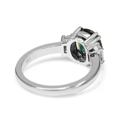 18ct White Gold Teal Sapphire and Step Cut Trapezoid Diamond 3 Stone Ring
