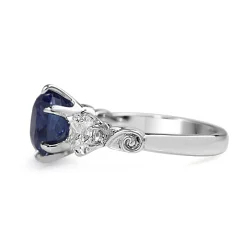 18ct White Gold Victorian Style Sapphire and Cushion Diamond 3 Stone Ring