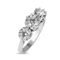 18ct White Gold Victorian Style 3 Stone Diamond Ring