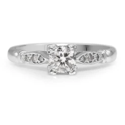 18ct White Gold Vintage Diamond Solitaire Ring