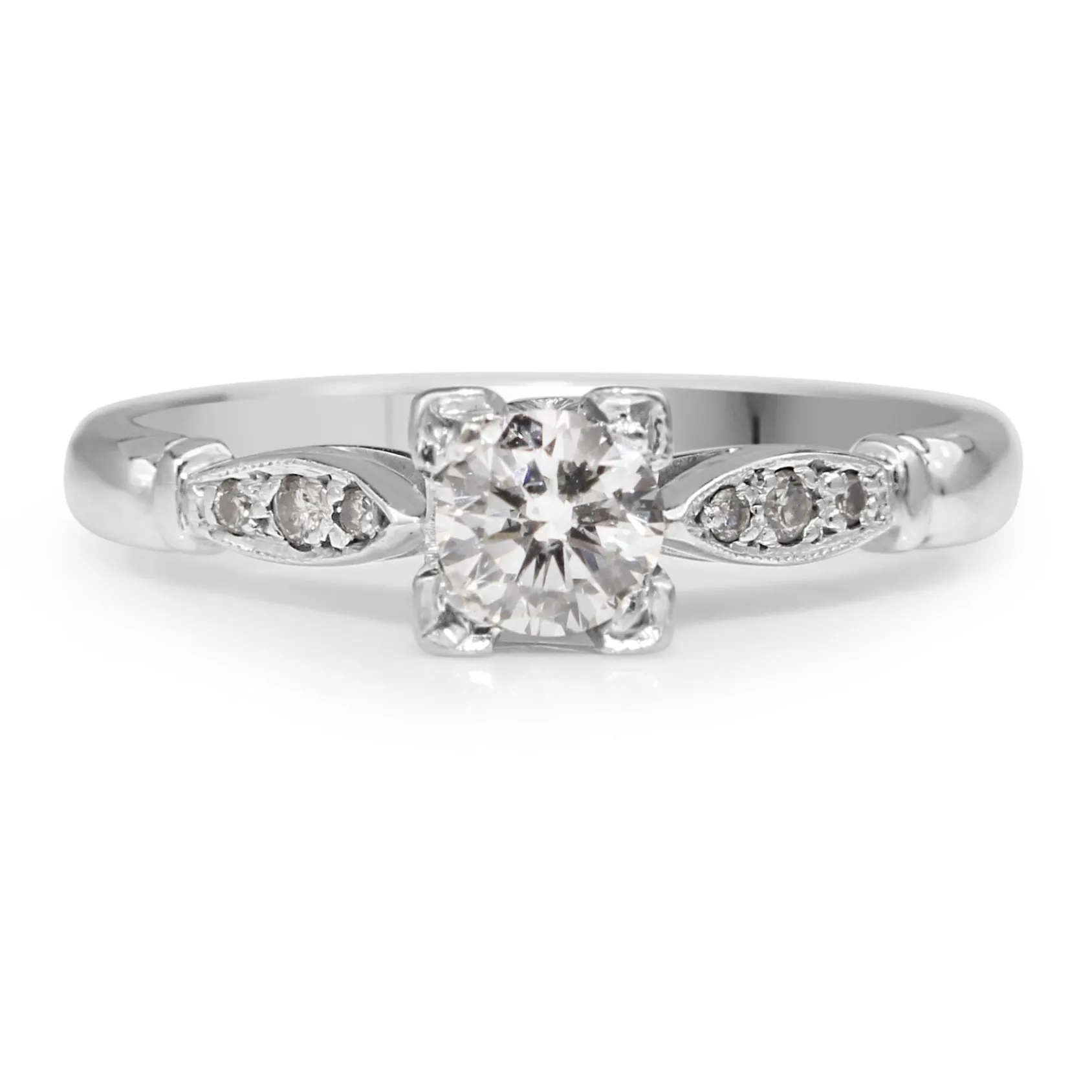 18ct White Gold Vintage Diamond Solitaire Ring