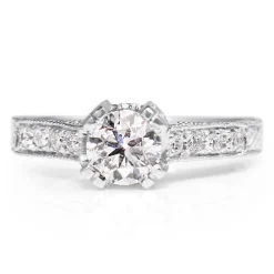 18ct White Gold Vintage Diamond Ring