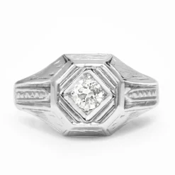 18ct White Gold Vintage Diamond Ring