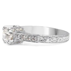 18ct White Gold Vintage Diamond Ring