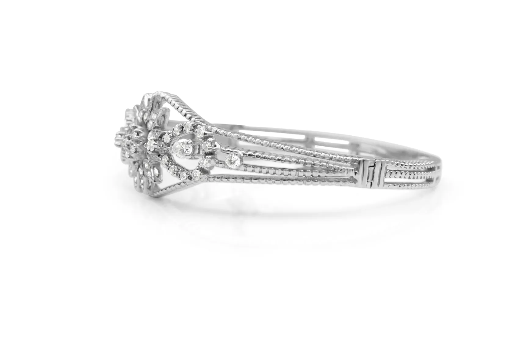 14ct White Gold Vintage Diamond Bangle
