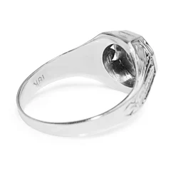 18ct White Gold Vintage Diamond Ring