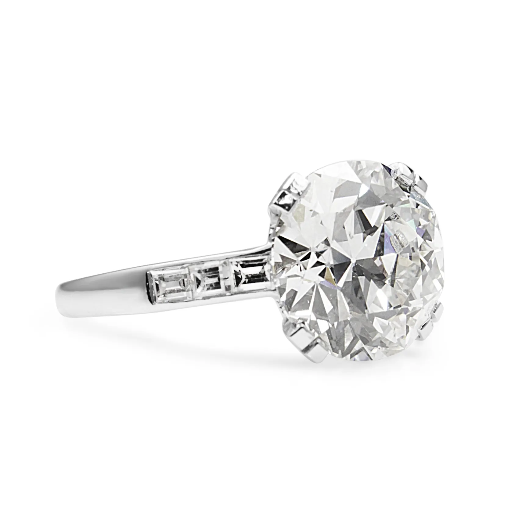 18ct White Gold Vintage Old Cut Diamond Solitaire Ring