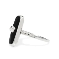 14ct White Gold Vintage Onyx and Diamond Ring