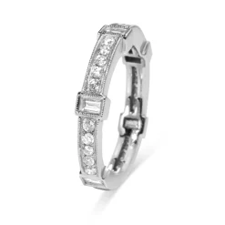 18ct White Gold Vintage Style Diamond Band
