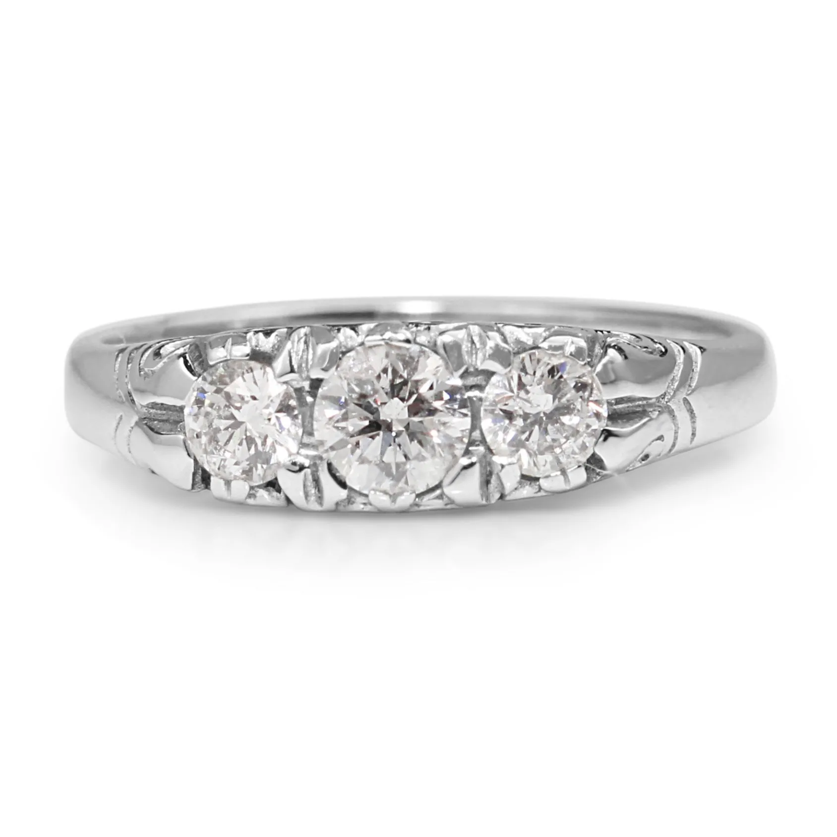 18ct White Gold Vintage Style 3 Stone Diamond Ring