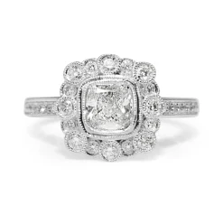 18ct White Gold Vintage Style Diamond Halo Ring