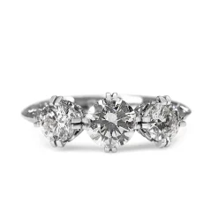 18ct White Gold Vintage Style 3 Stone Diamond Ring with Etched Band