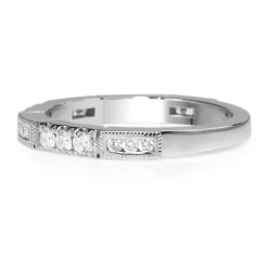 18ct White Gold Vintage Style Diamond Band