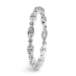 18ct White Gold Vintage Style All Round Diamond Band
