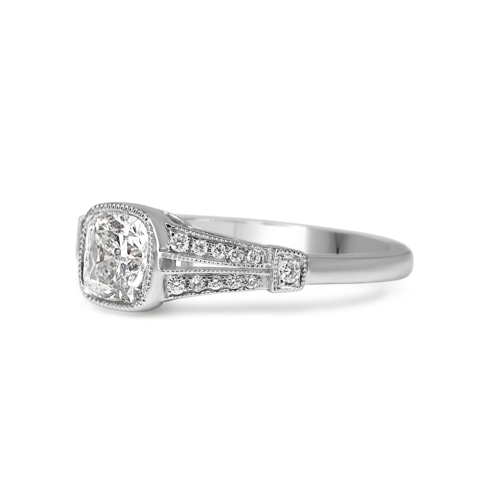 18ct White Gold Vintage Style Cushion Diamond Ring