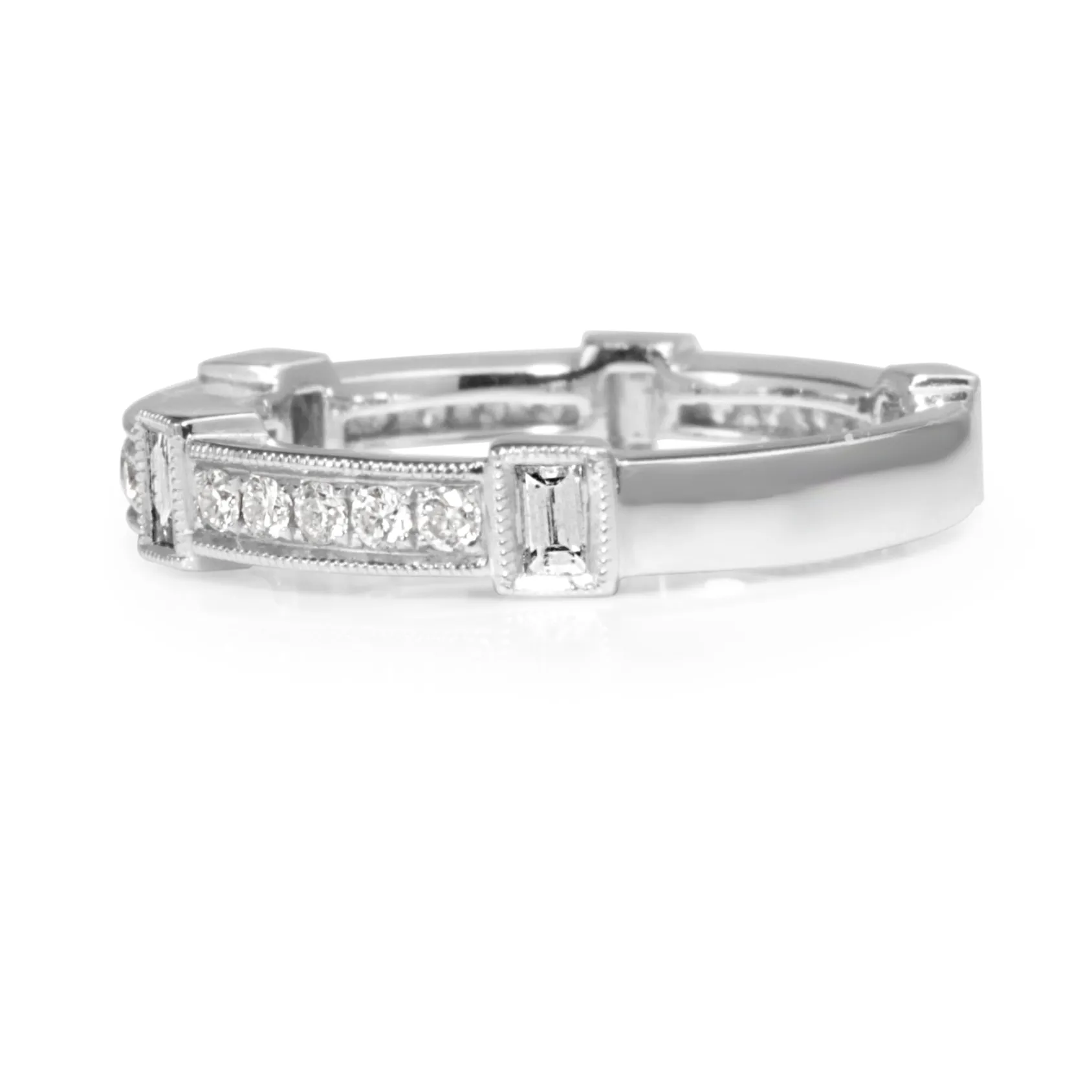18ct White Gold Vintage Style Diamond Band