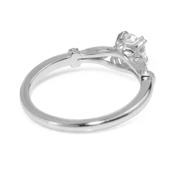 18ct White Gold Vintage Style Solitaire Ring