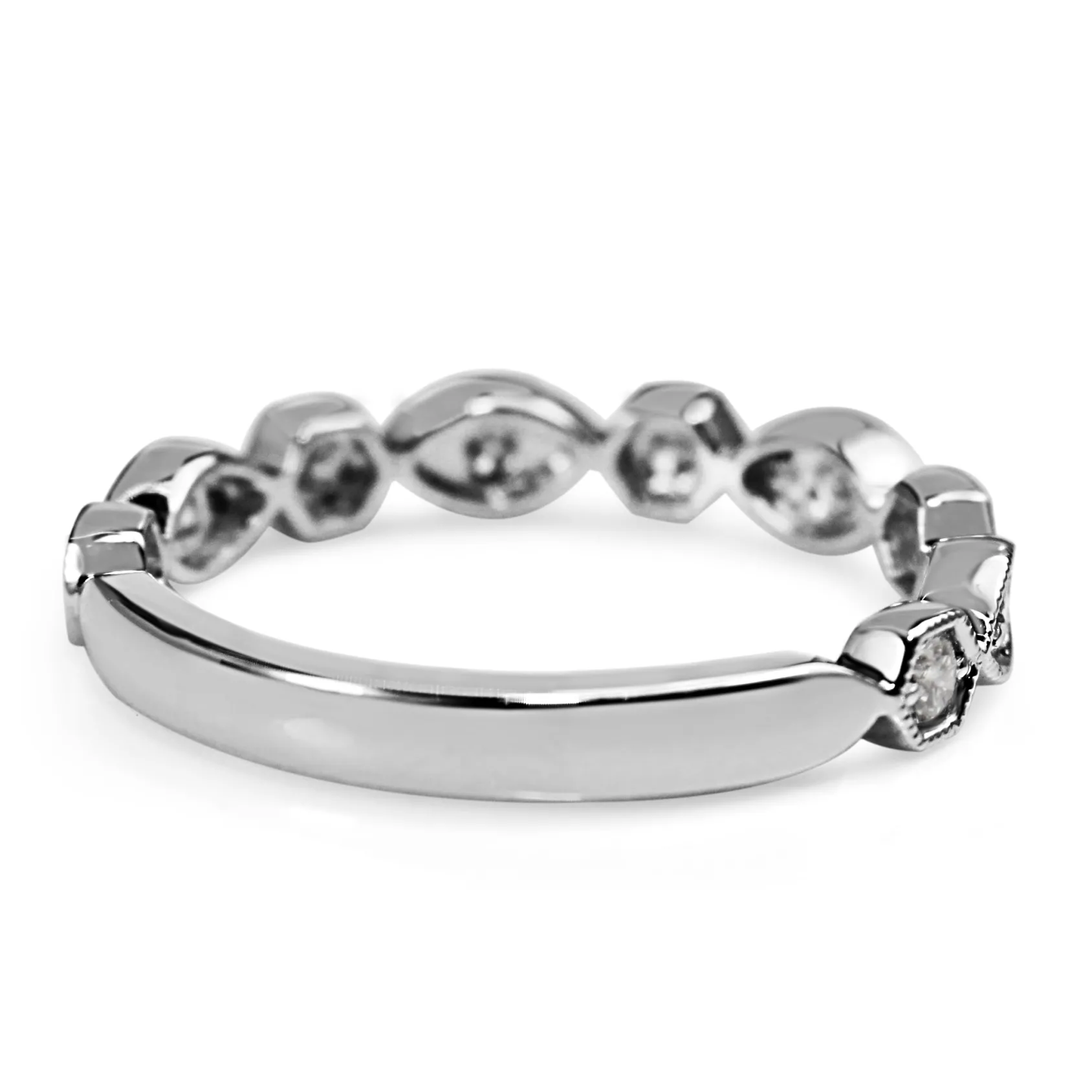 18ct White Gold Vintage Style Diamond Band Ring