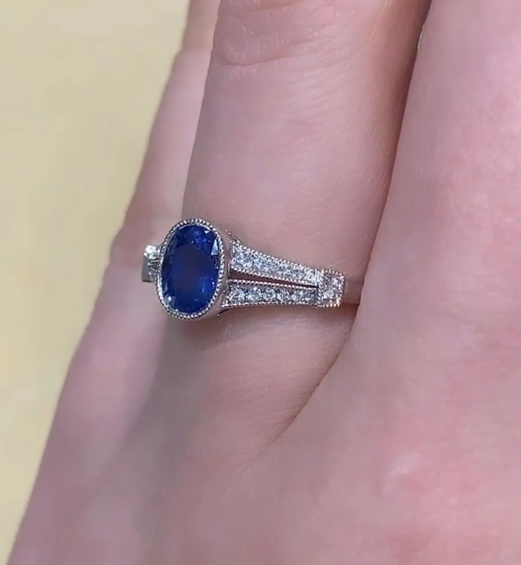 18ct White Gold Vintage Style Sapphire and Diamond Ring
