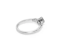 18ct White Gold Vintage Style Diamond Solitaire