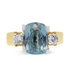 18ct Yellow and White Gold Vintage Aquamarine and Diamond 3 Stone Ring