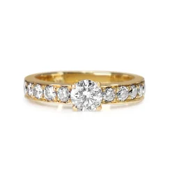 18ct Yellow and White Gold Diamond Solitiare Ring