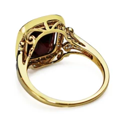18ct Yellow and White Gold Antique Style Garnet and Diamond Ring
