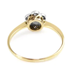 18ct Yellow and White Gold Vintage Diamond Daisy Ring