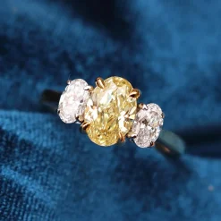 18ct Yellow and White Gold Yellow and White Oval Diamond Ring