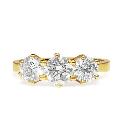 18ct Yellow Gold 3 Stone Antique Style Diamond Ring