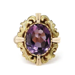 18ct Yellow Gold Amethyst Vintage Cocktail Ring