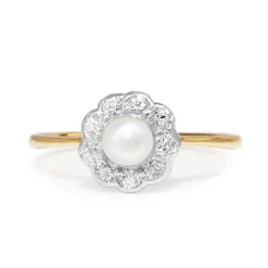 18ct Yellow Gold and Silver Topped Antique Pearl and Diamond Daisy Ring
