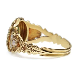 15ct Yellow Gold Antique Emerald and Pearl Daisy Ring