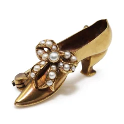 9ct Yellow Gold Antique Pearl 'Shoe' Brooch